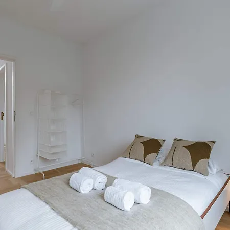 Huswell - Beautiful, Bright And Spacious In Vakantiehuis